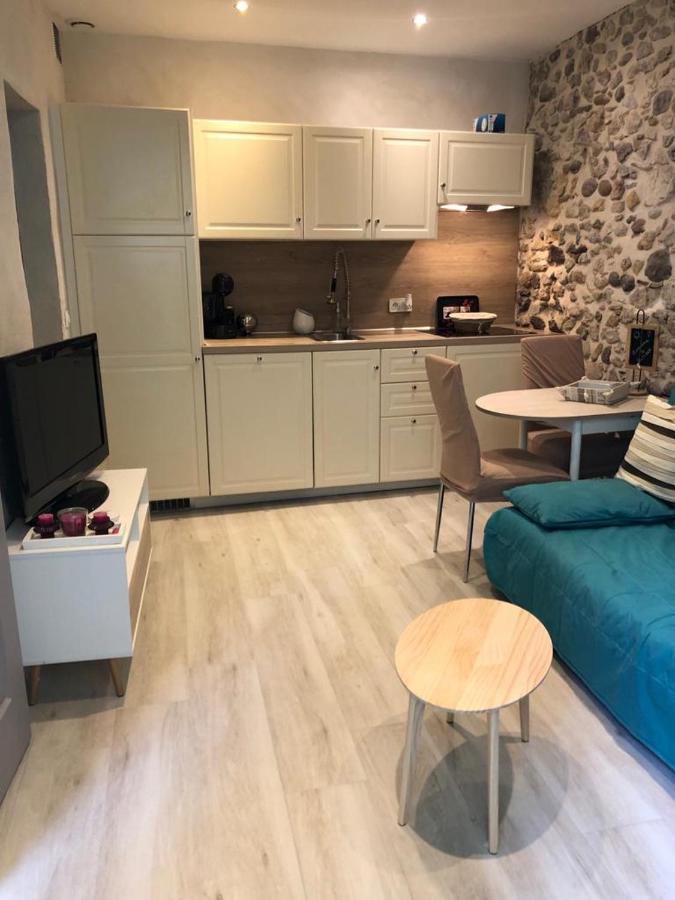 Апартаменти Vieil Antibes, Ravissant 2P Avec Petite Terrasse Екстер'єр фото