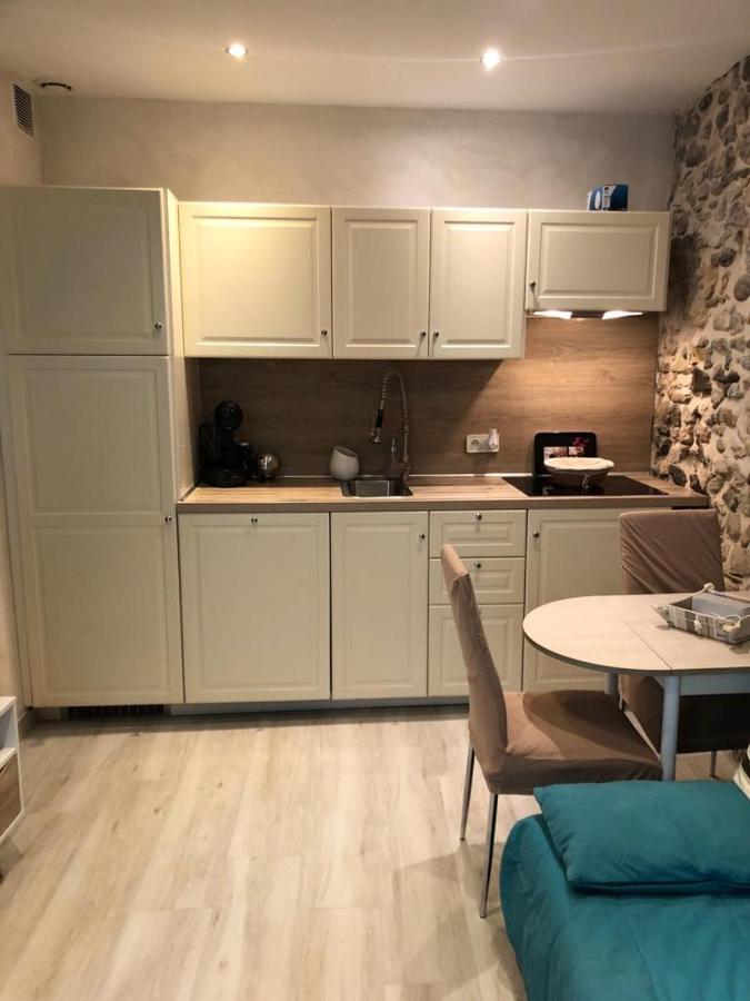 Апартаменти Vieil Antibes, Ravissant 2P Avec Petite Terrasse Екстер'єр фото